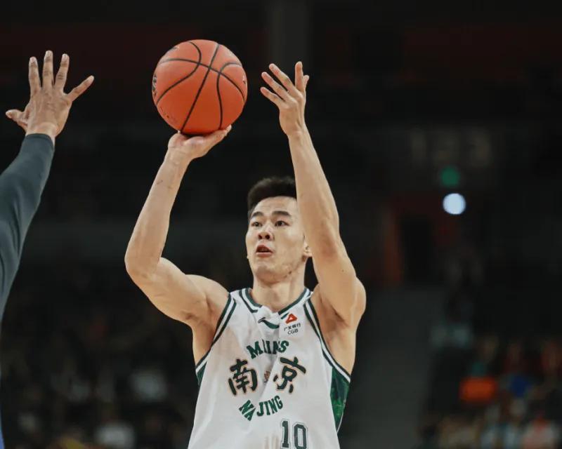 开云体育下载-郭昊文汉兹暴走也带不动同曦！王世龙+3将纯战犯，防守几乎为0！